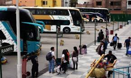 Parqueo de terminal terrestre de Mollendo